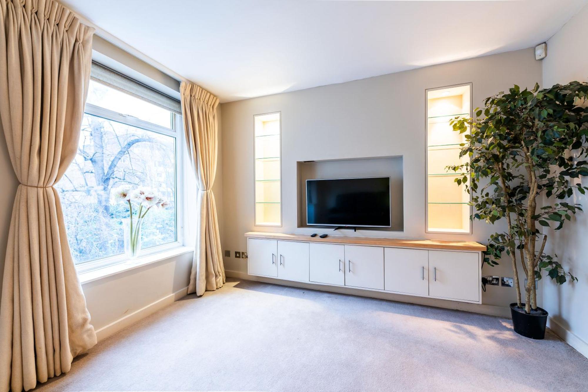 Luxury 6 Bedroom House In Southwick Street London Exterior photo